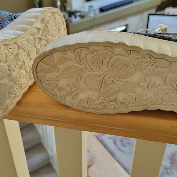 Runners - Picture 3 of 6